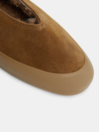 Apres Ski / Taupe Shearling