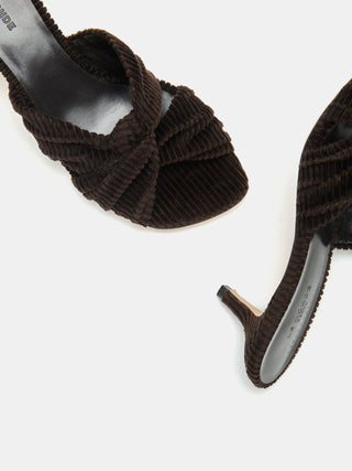 Antonia Kitten  / Chocolate Corduroy