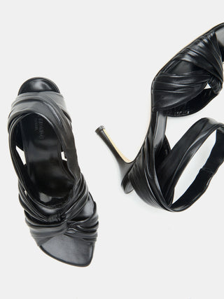 Antonia Pump / Black Leather