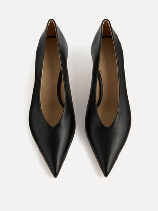 Babouche Kitten / Black Leather