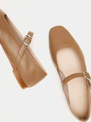 Le Monde Beryl – Ballet Mary Jane Taupe Leather