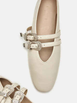 Claudia Slipper / Ecru Leather