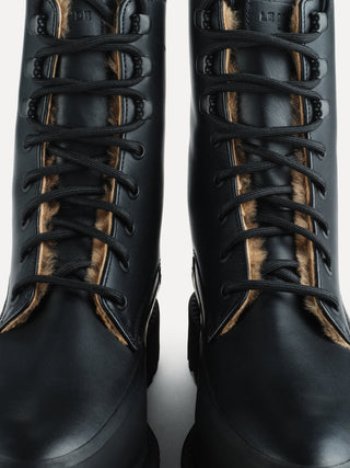 Dolomite Boot / Black Leather Shearling