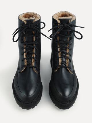 Dolomite Boot / Black Leather Shearling