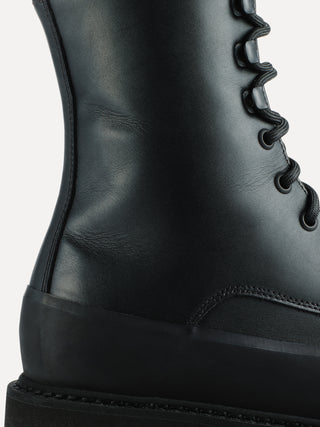 Dolomite Boot / Black Leather Shearling