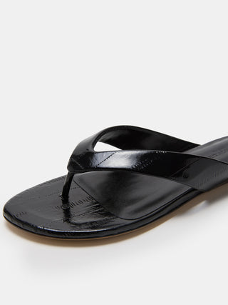 Flat Thong Sandal / Black Leather Eel Effect