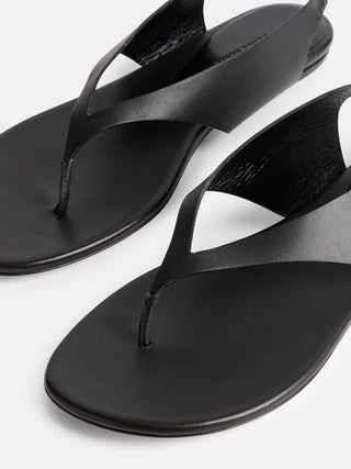 Le Monde Béryl - Langley Flat Thong, Black Leather