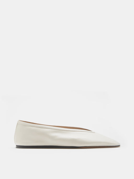 Luna Slipper
