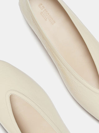 Le Monde Béryl - Luna Slippers ecru naplack leather