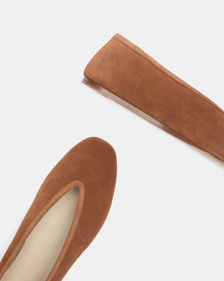 Le Monde Beryl – Luna Slipper Cognac Suede