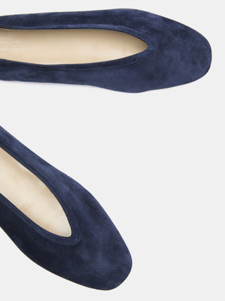 Le Monde Beryl – Luna Slipper Indigo Suede