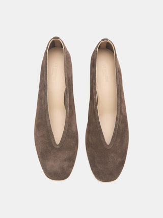 Luna Pump / Pepper Suede