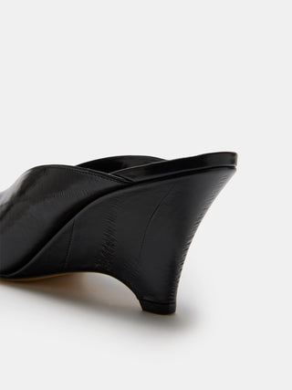 Le Monde Béryl - Victoria Wedge Mule, Black Leather Eel Effect