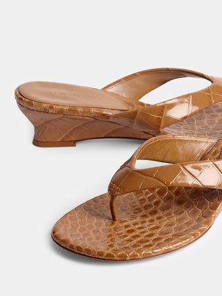 Micro Wedge Thong / Brown Croc Effect Leather