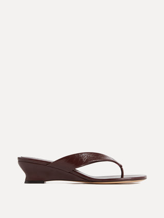 Le Monde Béryl - Micro Wedge Thong, Aubergine Naplack Leather