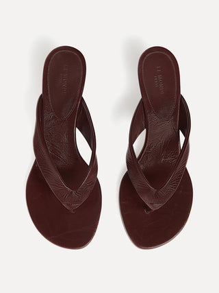 Le Monde Béryl - Micro Wedge Thong, Aubergine Naplack Leather
